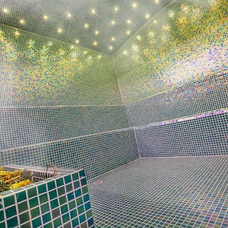 Hotel V1501 Pasto Esterno foto The interior of the steam room